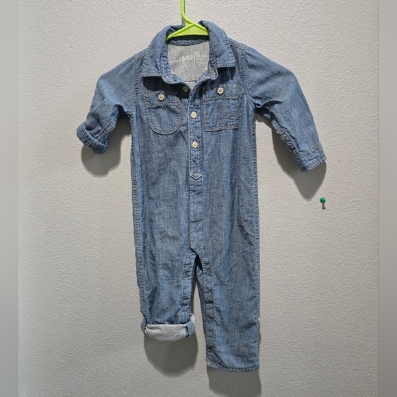 Baby Gap 1969 denium jumper cuffable sleeves and pant legs size 18 to 24 months - Picture 1 of 8
